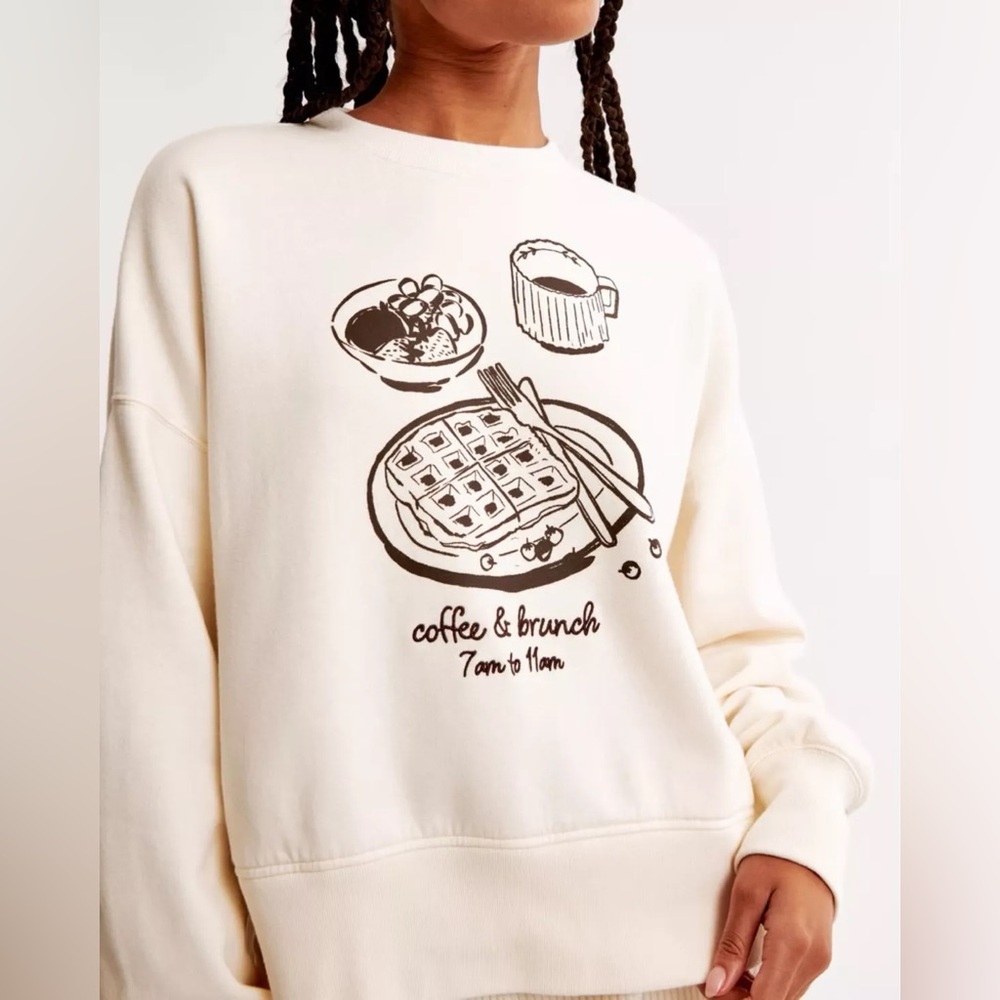 Abercrombie & Fitch Graphic Sweatshirt